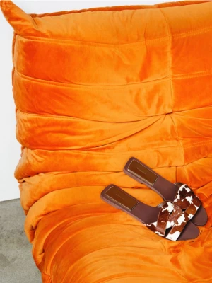 Reserved - Zamszowe klapki ze zwierzęcym wzorem - wielobarwny