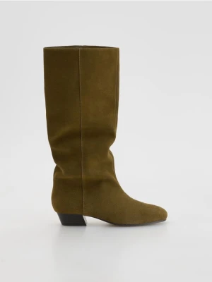 Reserved - Zamszowe kozaki - oliwkowy