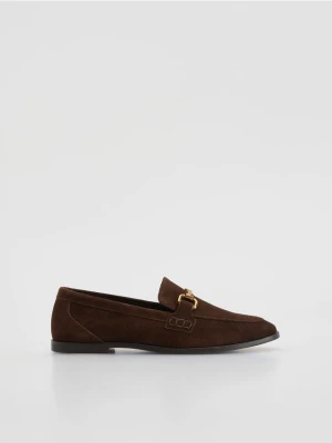 Reserved - Zamszowe loafersy - beżowy