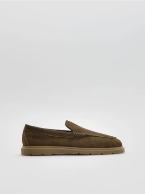 Reserved - Zamszowe loafersy - brązowy