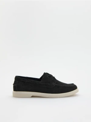 Reserved - Zamszowe loafersy - granatowy