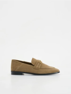 Reserved - Zamszowe loafersy - oliwkowy