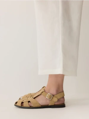 Reserved - Zamszowe sandały - brązowy