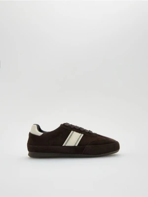 Reserved - Zamszowe sneakersy - ciemnobrązowy