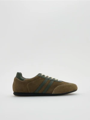 Reserved - Zamszowe sneakersy - ciemnozielony