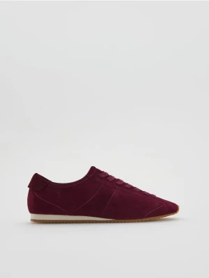 Reserved - Zamszowe sneakersy - mahoniowy