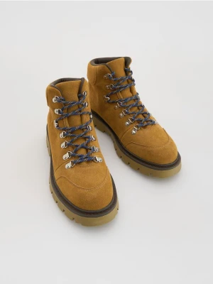 Reserved - Zamszowe trapery - brązowy