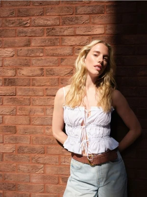 Reserved - Zamszowy pasek z klamrą - ciemnobrązowy