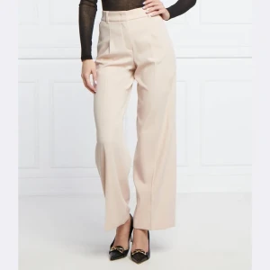 RIANI Spodnie | flare fit