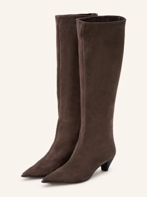 Roberto Festa Kozaki Taisa braun