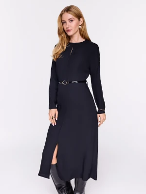 Rozkloszowana czarna sukienka midi z paskiem TARANKO