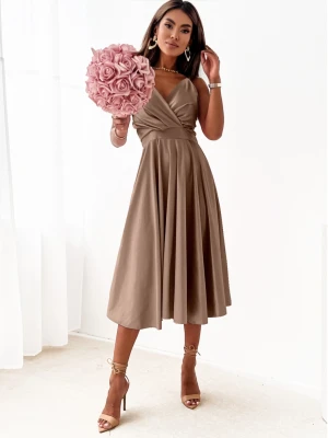 Rozkloszowana sukienka na ramiączkach CRISSY - cappuccino  magmac 