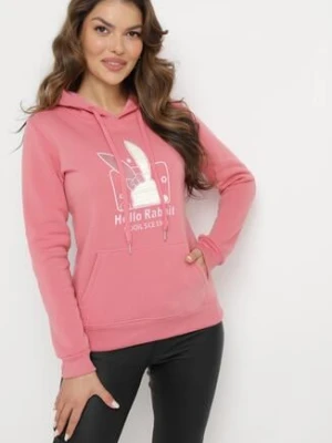 Różowa Bluza Dzianinowa z Kapturem i Nadrukiem Jubida kamaella