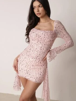 Różowa Cekinowa Sukienka VICES o Dopasowanym Kroju z Wiązaniem Adrasalphia