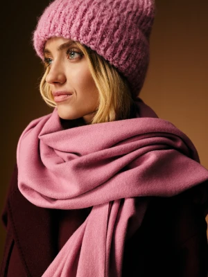 Różowa ciepła czapka z wełny alpaki TARANKO