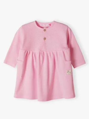 Różowa dzianinowa sukienka dla niemowlaka - 5.10.15.