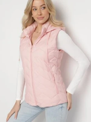 Różowa Kamizelka Pikowana z Odpinanym Kapturem Ariluna j.style