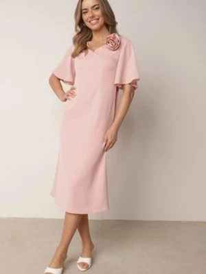 Różowa Koktajlowa Sukienka VICES ze Zwiewnymi Rękawami i Kwiatową Aplikacją 3D Talilia