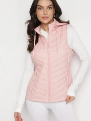 Różowa Pikowana Kamizelka z Odpinanym Kapturem i Kieszeniami Ninallia jstyle