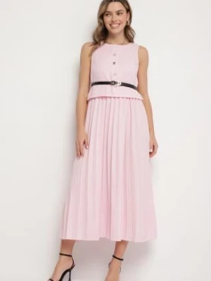Różowa Sukienka Bez Rękawów z Plisami i Paskiem z Klamrą Iffale lovery