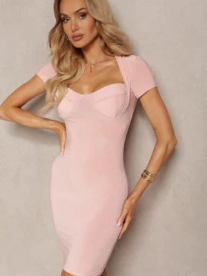 Różowa Sukienka Bodycon z Usztywnionym Serduszkowym Dekoltem Asinela lovery