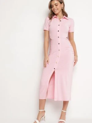Różowa Sukienka Koszulowa z Wycięciami w Talii i i Marszczeniami Zapinana na Guziki Quvlea