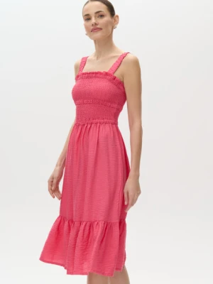 Różowa sukienka midi na ramiączkach Greenpoint