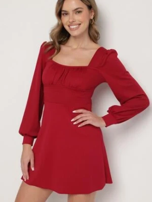 Różowa Sukienka z Bufiastymi Rękawami i Kwadratowym Dekoltem Sopanielle messaya