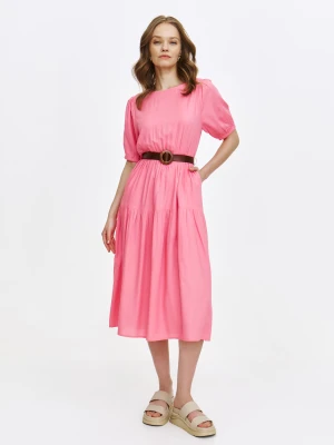 Różowa sukienka z falbaniastym dołem Top Secret