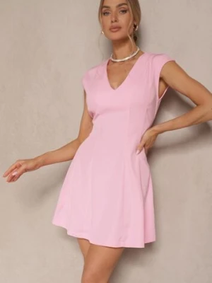 Różowa Taliowana Sukienka z Rozkloszowanym Dołem Elliara elsa.m by may