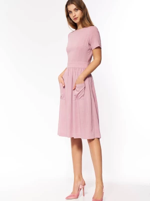 Różowa wiskozowa sukienka bez pleców Merg
