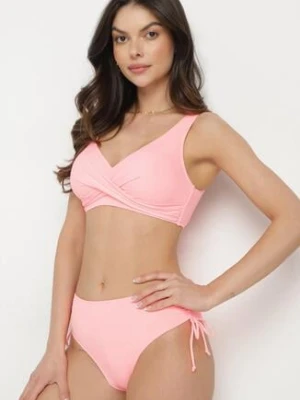 Różowe Bikini Majtki Typu Figi i Biustonosz z Ozdobnym Wiązaniem Kinnavia swest