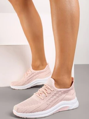 Różowe Buty Sportowe z Siateczki Zdobione Wiązaniem Salmerus