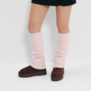 Różowe ocieplacze na kostki House