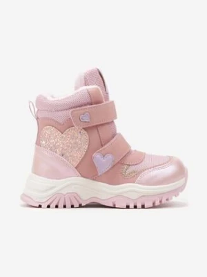 Różowe Płaskie Botki na Rzep Ozdobione Sercami Verielle