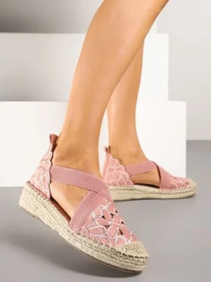 Różowe Sandały na Koturnie Vices z Ażurową Cholewką Zinitte