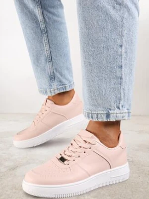 Różowe Sneakersy z Perforacją na Nosku Elletia