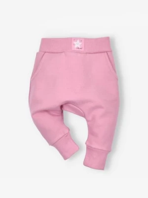 Różowe spodnie dresowe niemowlęce NINI