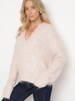 Różowy Krótki Sweter z Wełną i Głębokim Dekoltem w Serek Savalithia Acajo