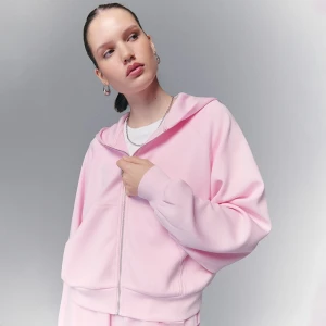 Rozpinana bluza z kapturem i modalem w składzie basic różowa House