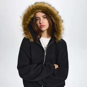Rozpinana bluza z kapturem z odpinanym futerkiem czarna House