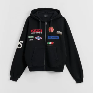 Rozpinana czarna bluza z kapturem i motywami w stylu motoryzacyjnym House