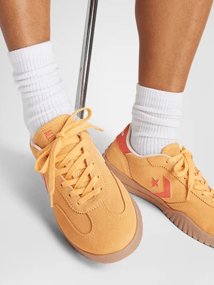 Run Star Trainer Suede Converse