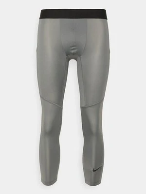 Rybaczki sportowe Nike Performance