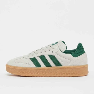 Zdjęcie produktu Sneakersy Samba XLG, markiadidas Originals, adidas Samba OG, w kolorze beż, rozmiar: 47 1/3