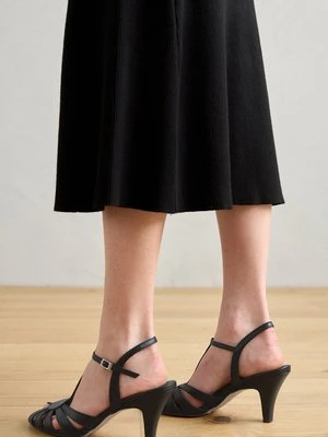 Sandały ÁNGEL ALARCÓN