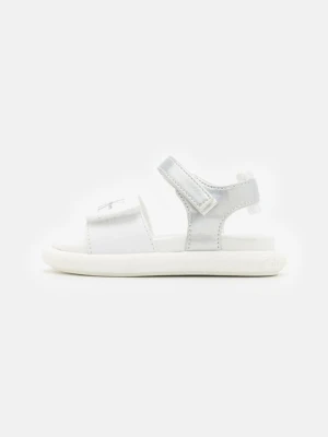 Sandały Calvin Klein Jeans biały