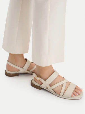 Sandały Clarks Ariany Strap 26186578 Écru Kremowy