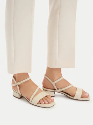 Sandały Clarks Serina35 Strap 26186118 Écru Kremowy