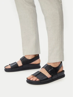 Sandały Clarks Torford Strap 26180896 Czarny